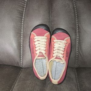 Women's Keen shoes
